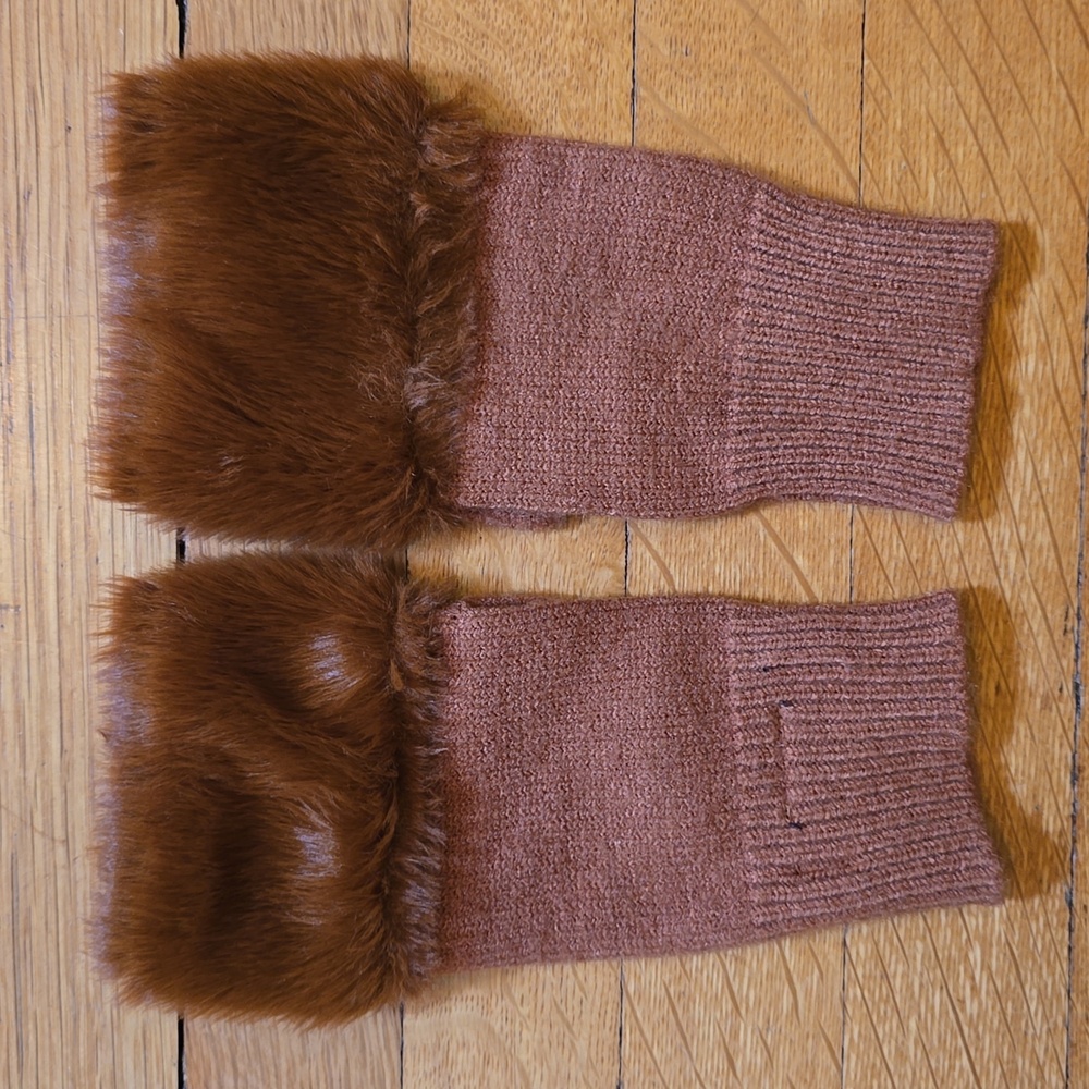 Steve Madden, Faux Fur Cuff Arm Warmers, Copper and Brown, EUC, Women's OS